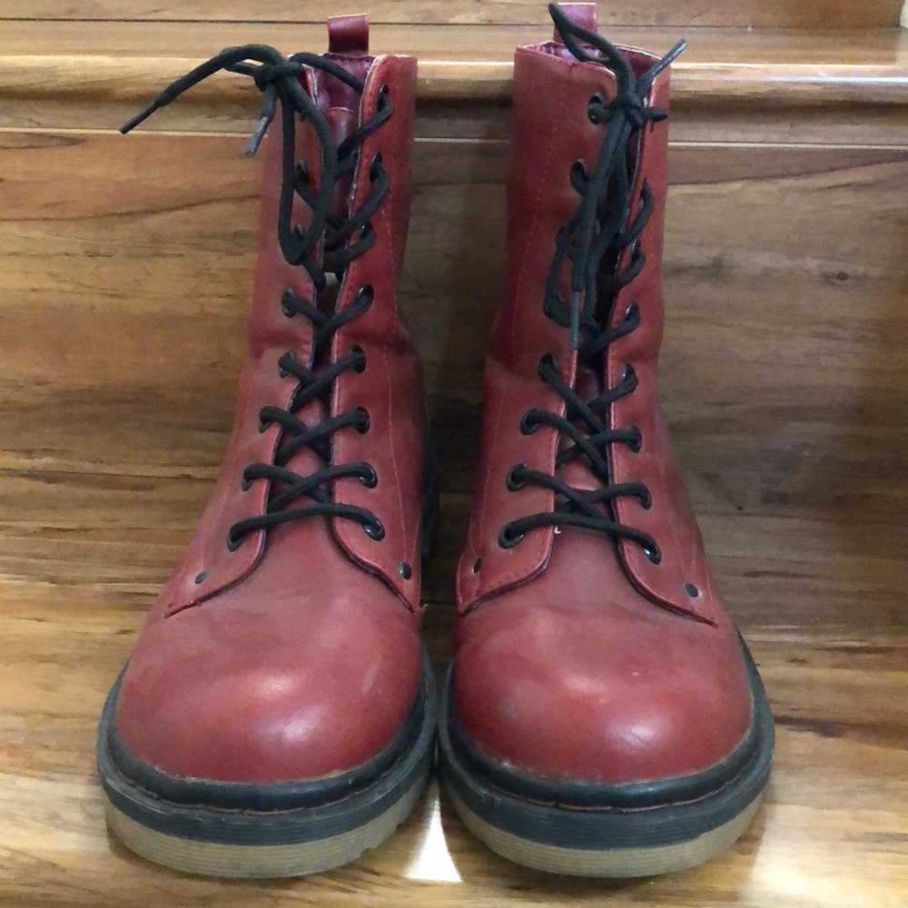 Bamboo Womens Burgundy Combat Boots 7.5